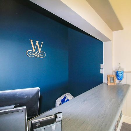 Whitehouse Hotel Инверкаргилл Экстерьер фото